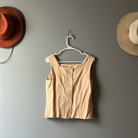 Gorgeous beige linen dress top with button back - Picture 2 of 7